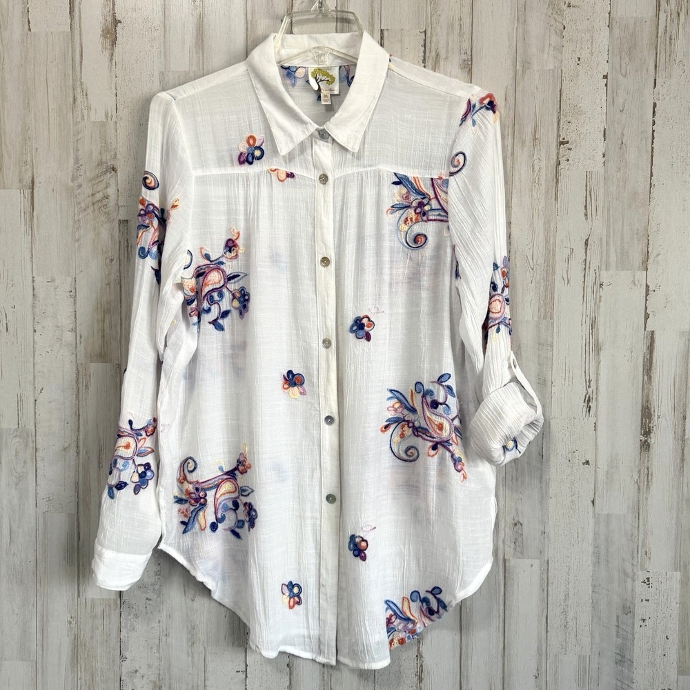 Fig & Flower Tunic Blouse Top M Embroidered Flowers Roll Tab Sleeve Thin Boho